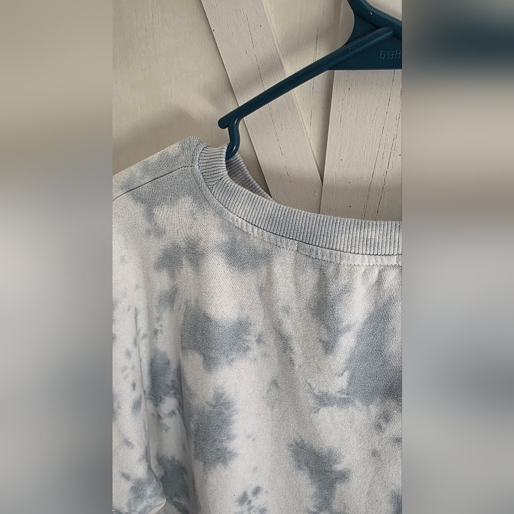 Tie-Dye Sweatshirt - Picture 3 of 4